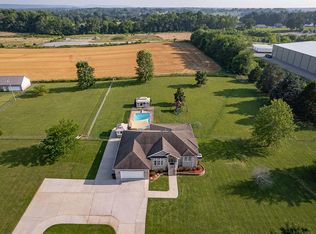 305 Clifford Howard Rd, Sparta, TN 38583