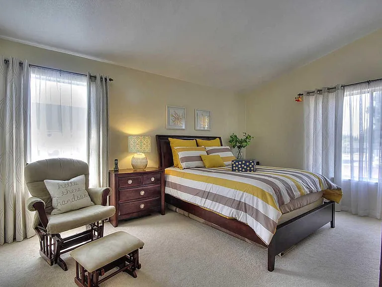 43120 Brighton Cmn — Photo 16