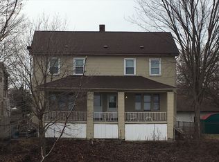 745 Eureka Rd, Wyandotte, MI 48192