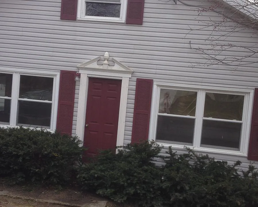 418 Walnut St