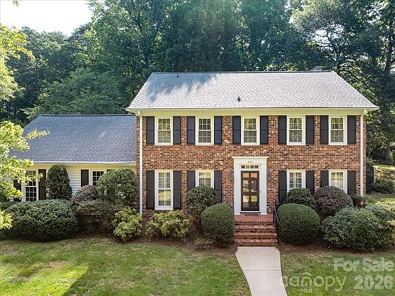 2nd image of 842 Ashmeade Rd