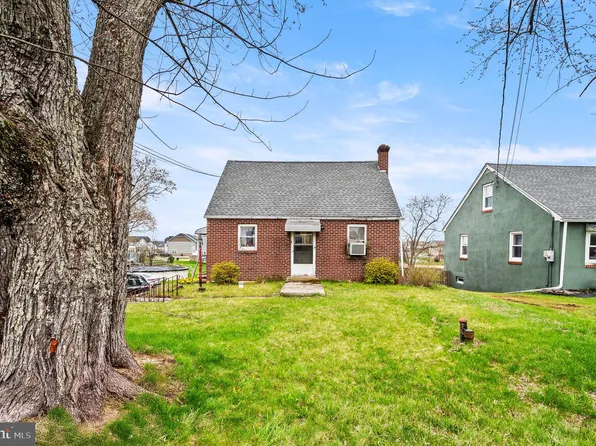 1779 Swamp Pike, Gilbertsville, PA 19525