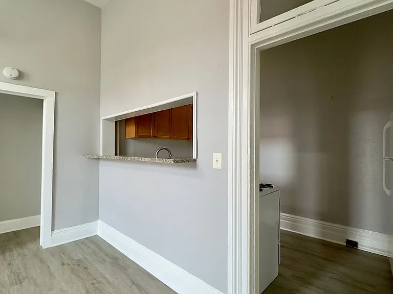 For Rent: Spacious Urban Living at 1322-1324 Eutaw Pl Your Ideal City Dwelling! — Photo 10