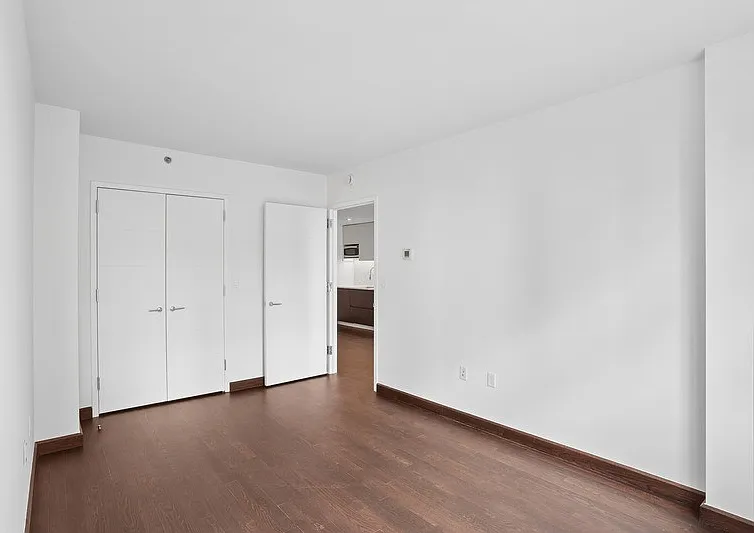 138 E 12th St #7M — Photo 7