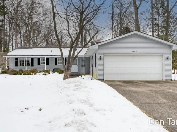3950 Norton Hills Rd, Muskegon, MI 49441