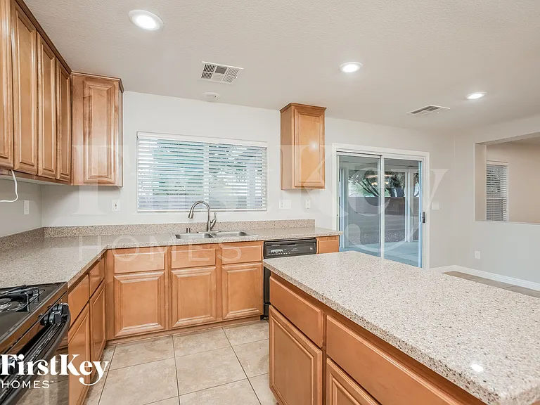 4913 Cherokee Run Ct — Photo 5