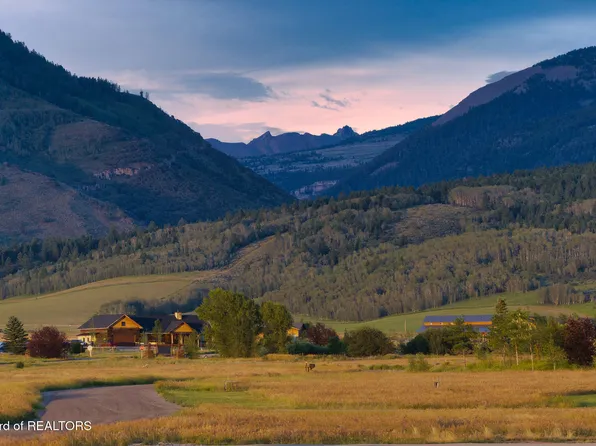 609 Somerset Ln, Driggs, ID 83455