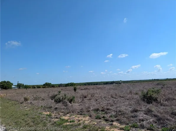 650 N Deer Lake Rd, Avon Park, FL 33825