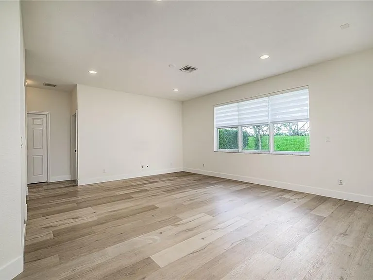 19364 S Whitewater Ave — Photo 15