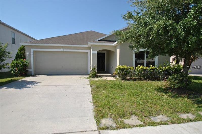 1st image of 206 Pinefield Dr