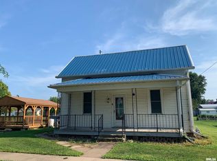 502 Smith St, Golden, IL 62339