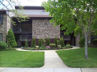 147 Amberly Dr UNIT E, Manalapan, NJ