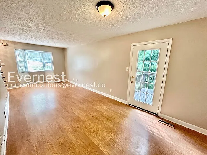 2771 Skyland Dr — Photo 21