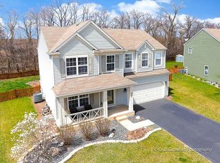 909 Timber Springs Dr, Joliet, IL 60432