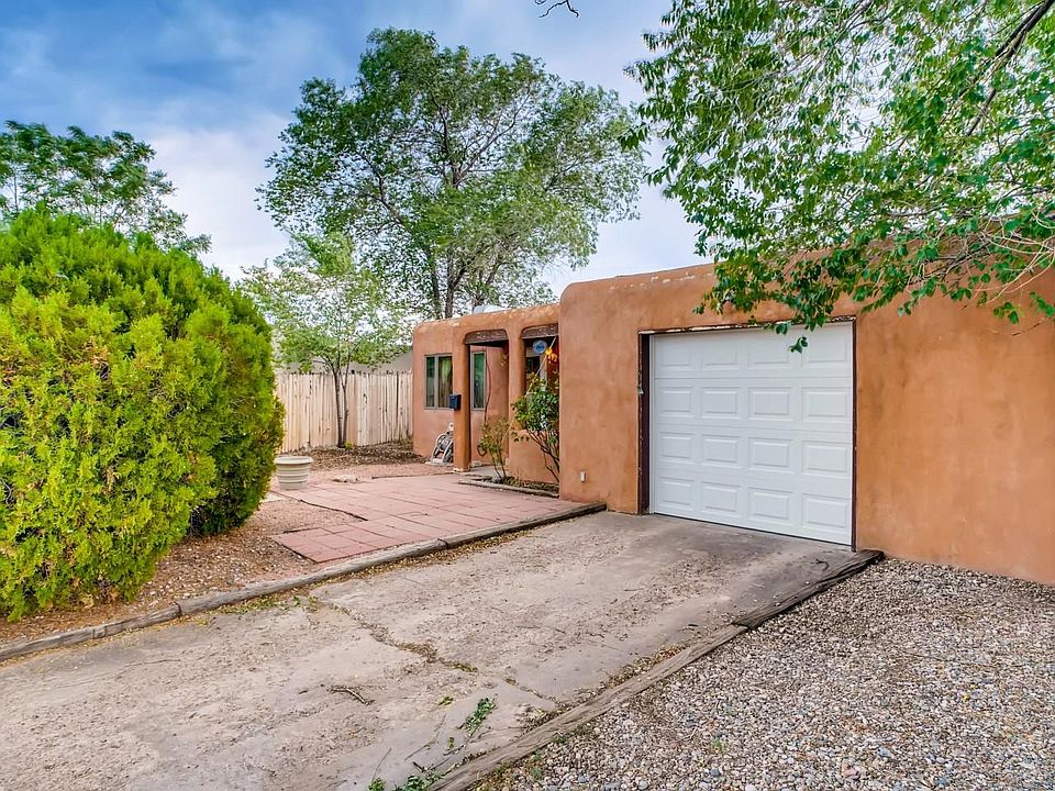 1st image of 2922 Alamosa Dr