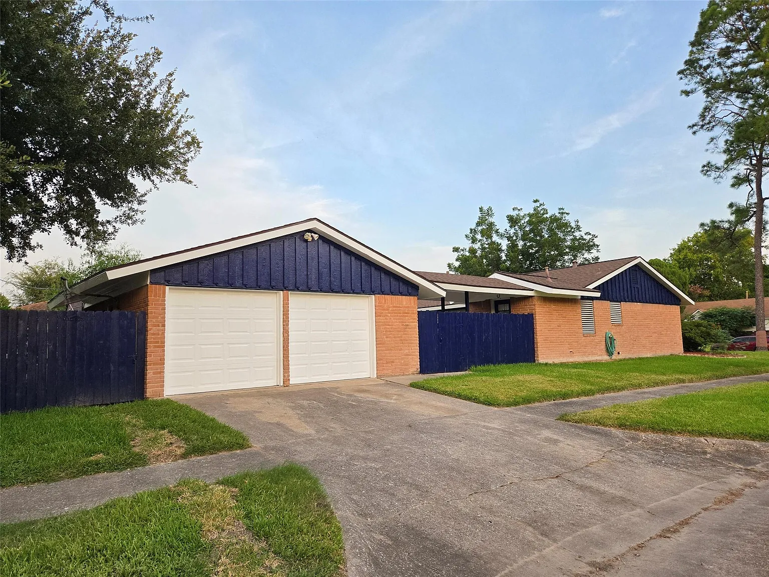 3 bed, 2.0 bath, 1786 sqft, $2,000 — Photo 4