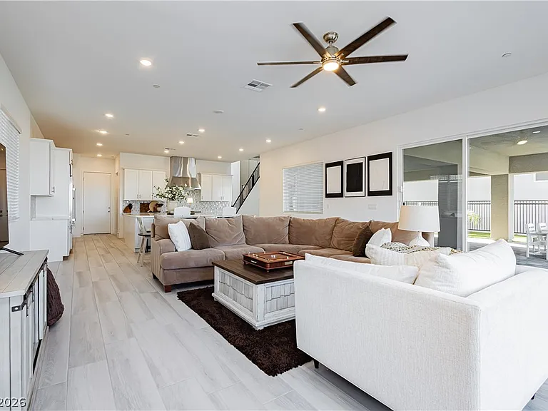 322 Natoire Ct — Photo 21
