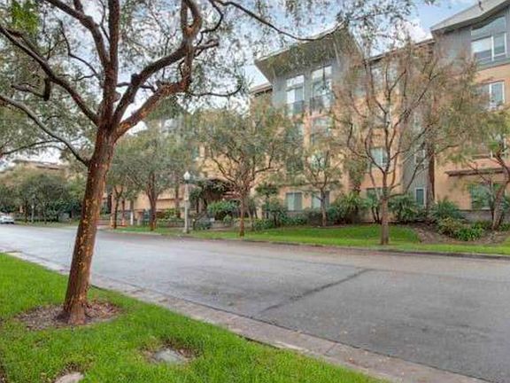 4th image of 6400 Crescent Park E APT 421