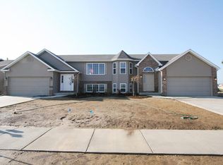 3711 W 70th Ln, Merrillville, IN 46410