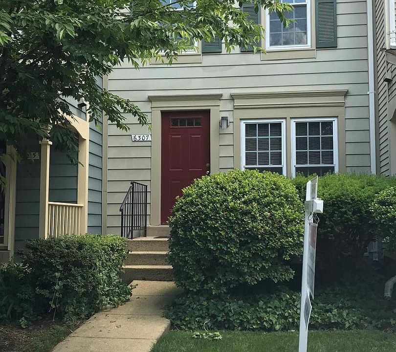 1st image of 6307 Chimney Wood Ct