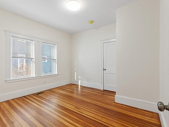 5th image of 96 Brayton Rd