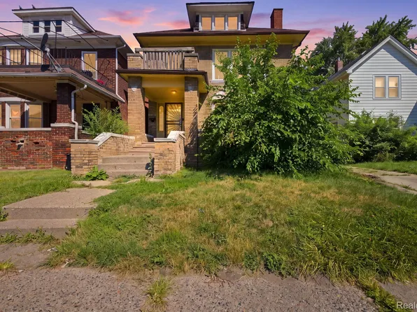2288 Hazelwood St, Detroit, MI 48206