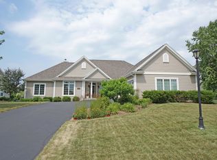 1860 River Lakes Rd S, Oconomowoc, WI 53066