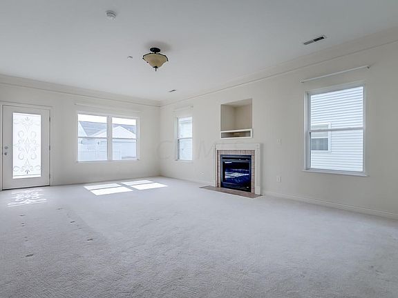 4th image of 1068 Eberton Ave