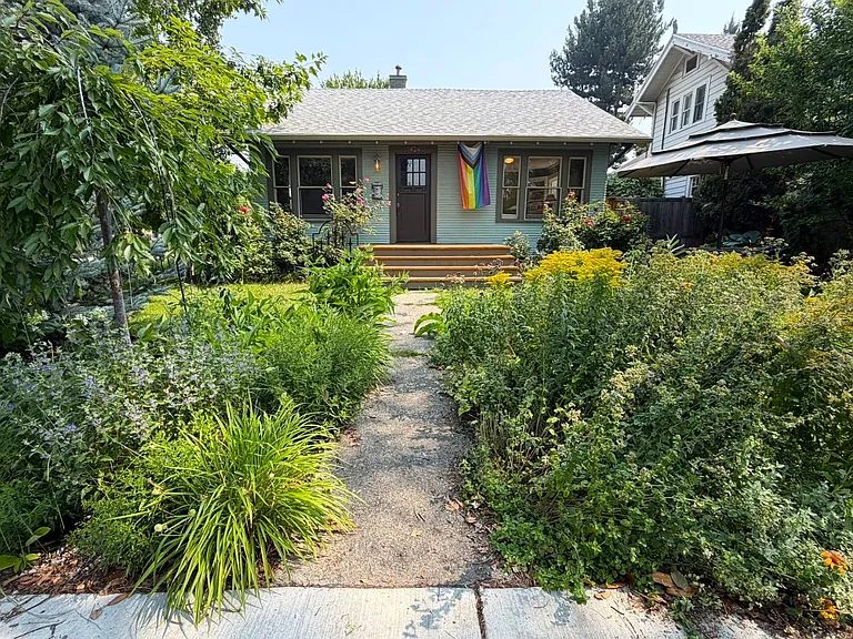 1424 W Franklin St — Photo 1