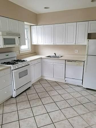1st image of 46 Griffith Ave #2