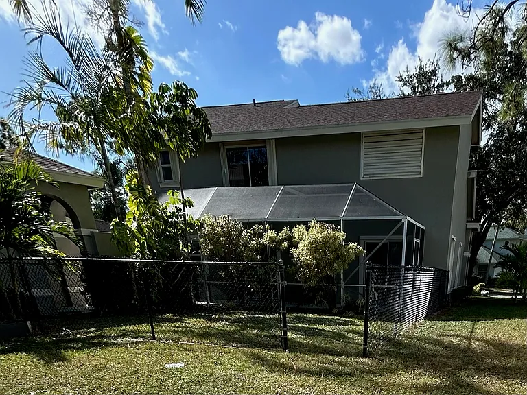 1136 Staghorn St — Photo 36