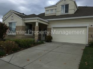 160 Overlook Ter, Hercules, CA 94547