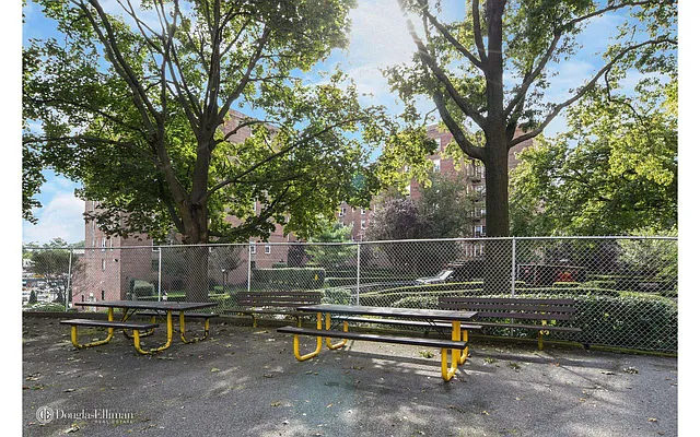 Sold by Douglas Elliman | media 19