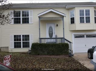 217 Grand Central Dr, Union, MO 63084