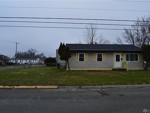 4th image of 929 S Western Ave