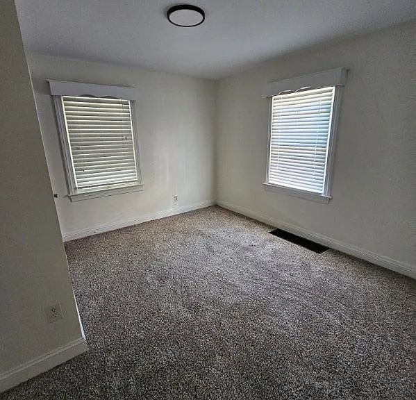 830 Packard Ave — Photo 9