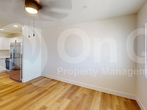 4th image of 410 W Hadley St #2