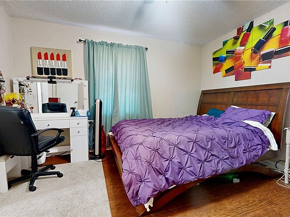 5th image of 131 Fawn Ln
