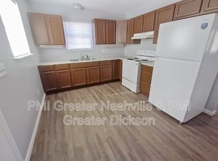 813 N Clydeton Rd UNIT 813, Waverly, TN 37185