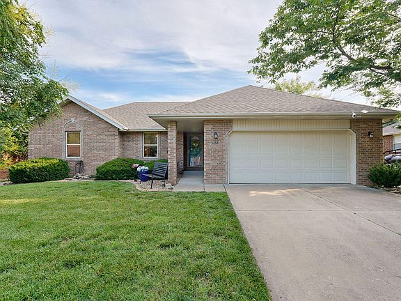3rd image of 3551 W Vincent Drive