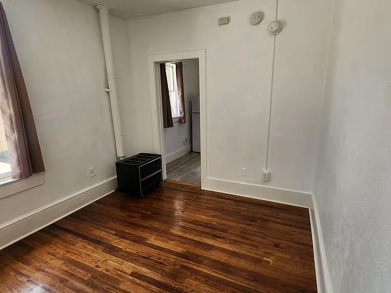 327 3rd Ave — Photo 33