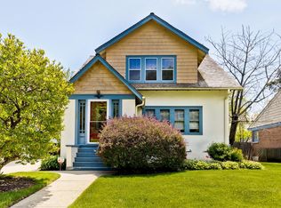 133 E Sunnyside Ave, Libertyville, IL