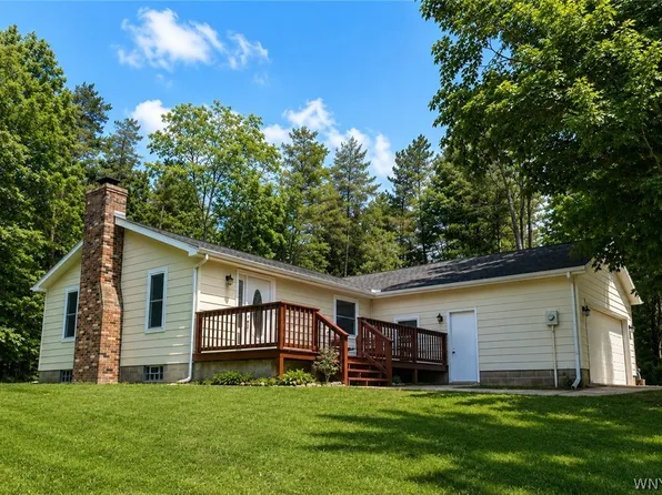 8579 Pigeon Hill Rd, Franklinville, NY 14737
