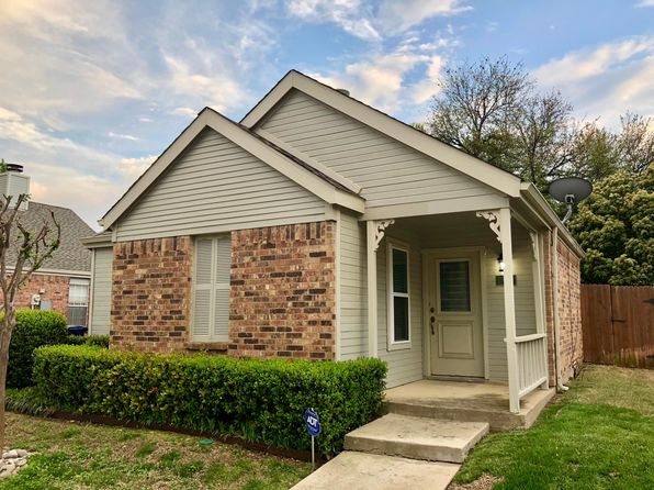 18023 Whispering Gables Ln