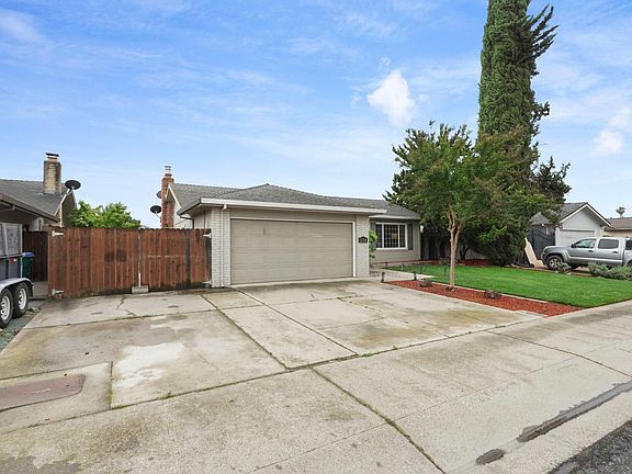 2nd image of 108 Ridge Dr