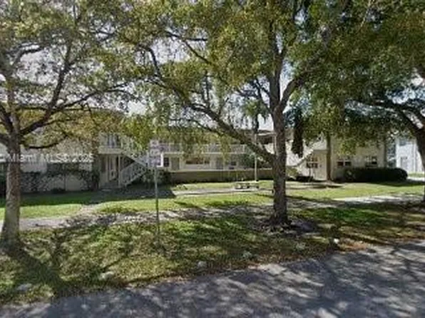 3500 Harrison St APT 10, Hollywood, FL 33021