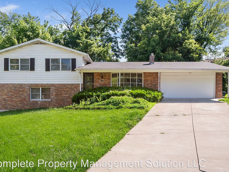 1st image of 7787 Wooddale Ln
