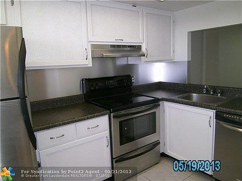1st image of 118 Royal Park Dr APT 4D