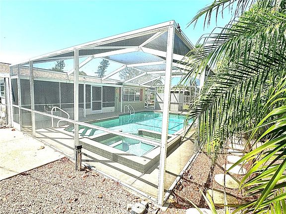 3rd image of 27565 Los Amigos LN