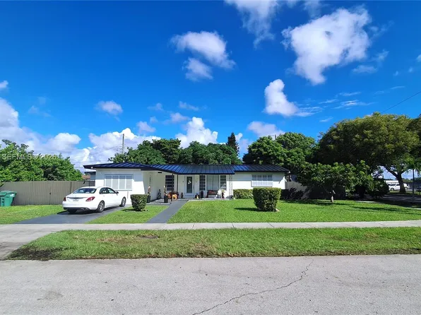 10305 SW 149th Ter, Miami, FL 33176